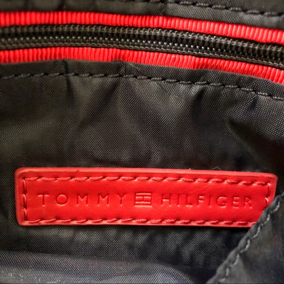 Tommy Hilfiger Crossbody - Picture 5 of 5
